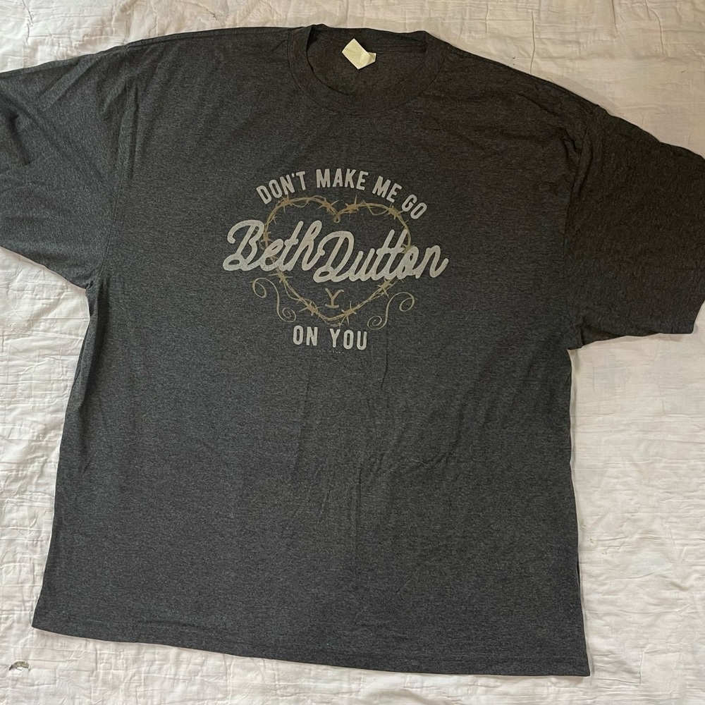 Beth Dutton Yellowstone T-shirt. NWOT!